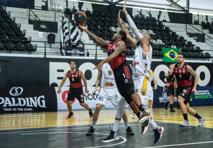 Flamengo Blumenau vence o Blackstar/Unisociesc e continua invicto no returno do Brasileirão
