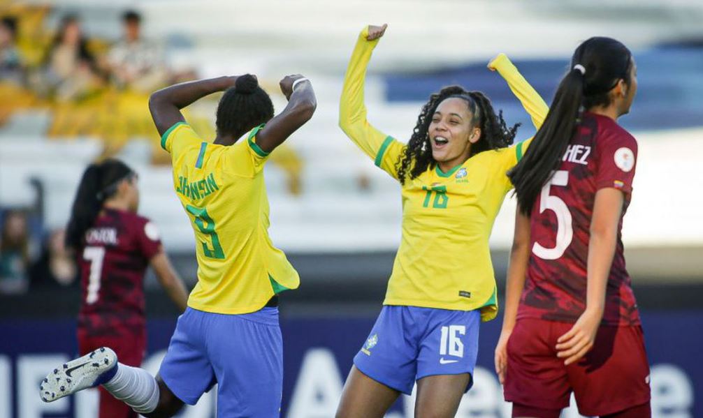 Seleção Brasileira Feminina de Futebol encerrou a primeira fase do Sul-Americano sub-17 com 100% de aproveitamento