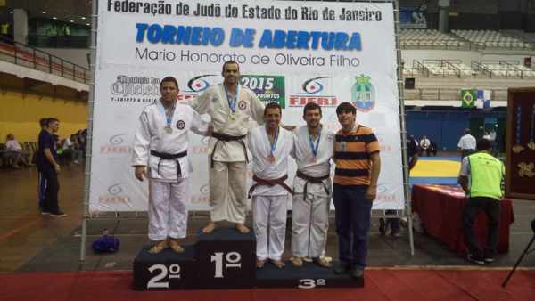 Judocas de Campos, participam do Torneio de Abertura no Rio de Janeiro