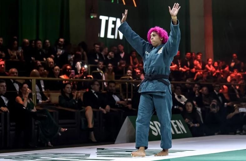 Rafaela Silva vence Prisca Awiti no Spaten Fight Night 3