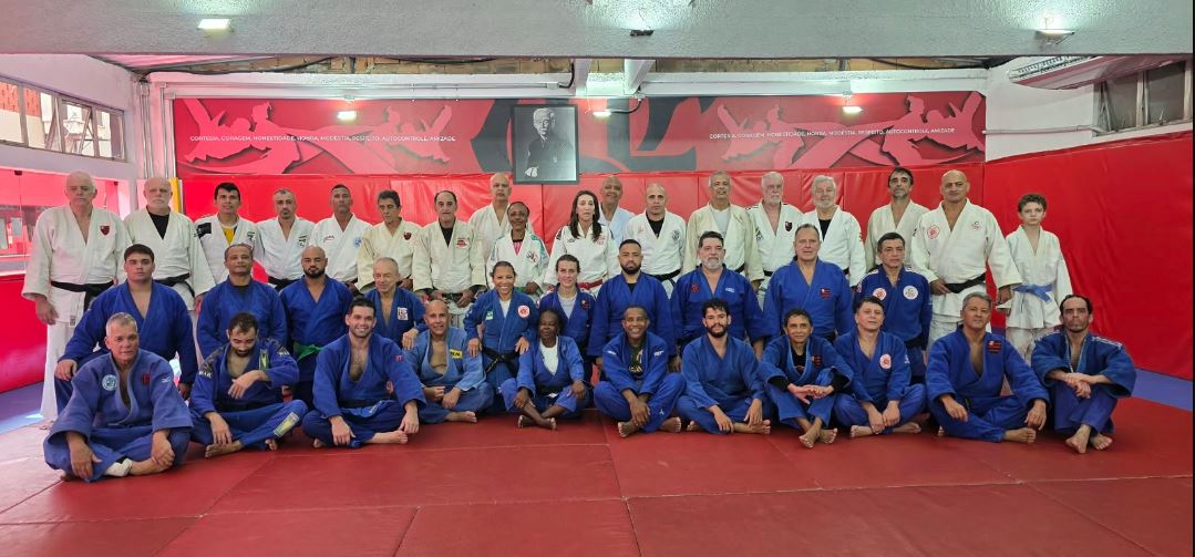 7º Treinamento de Veteranos da AJVRJ reúne atletas no Flamengo em preparação para o Campeonato Brasileiro 2026
