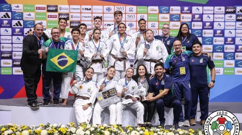 Brasil conquista a prata no Mundial Cadete por equipes com quatro representantes do Judô Rio