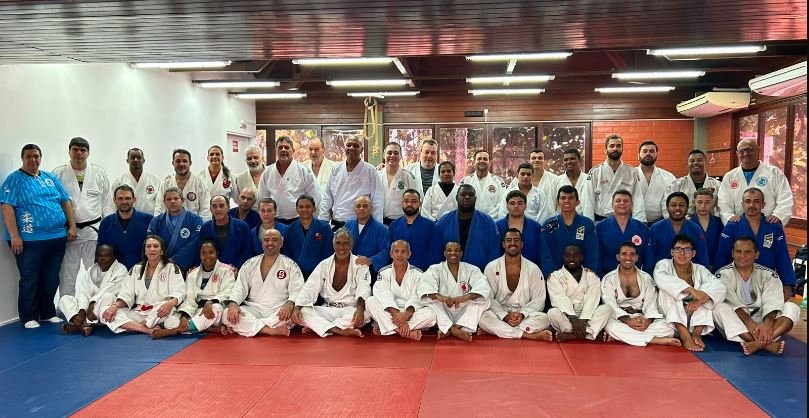 Marina Barra Clube recebe o 8º Treinamento de Veteranos da AJVRJ